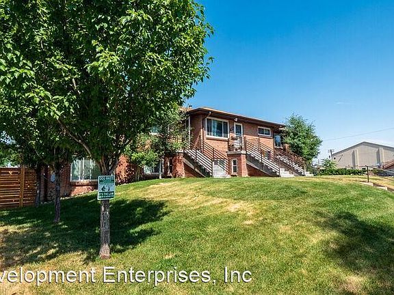 3rd image of 2065 S Lincoln St #6371815