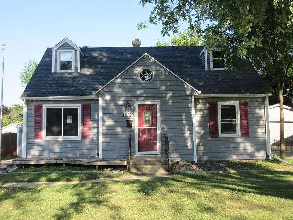 1st image of 1212 Stratford Ave