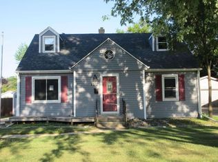 1212 Stratford Ave, Rockford, IL 61107