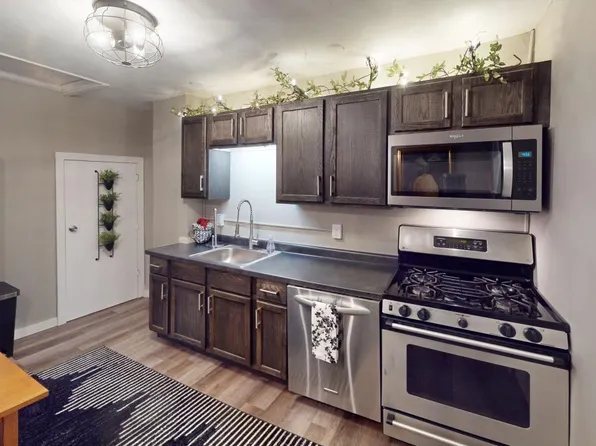 304 S Peoria Furnished, Dixon, IL