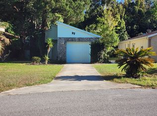 37 Jamaica St, Homosassa, FL 34446
