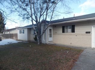 948 Henderson Dr, Blackfoot, ID 83221