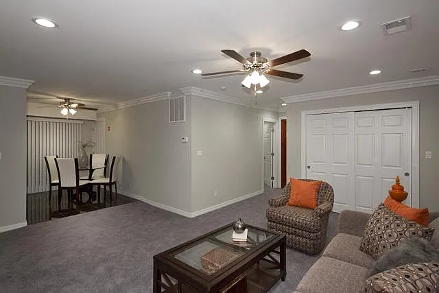 Fairfield Hillside At Coram — Photo 17