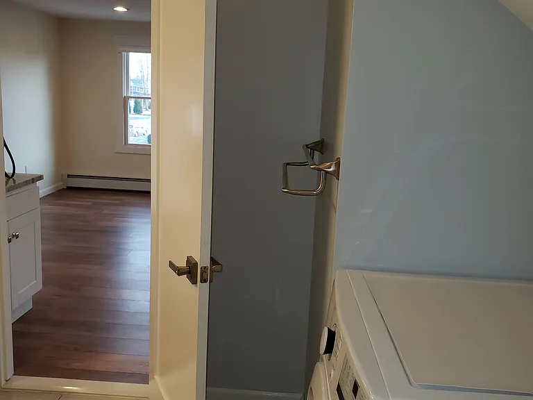 Bathroom - Washer/Dryer