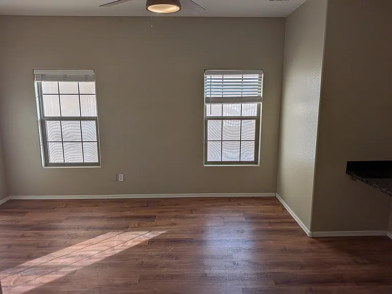 1281 E Canyon Creek Dr — Photo 10