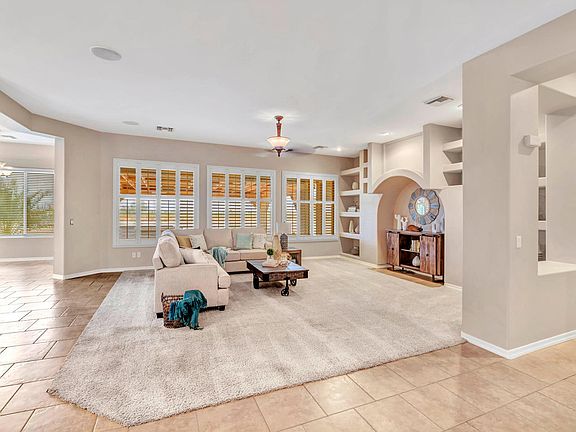 3rd image of 29383 N Vista Blvd