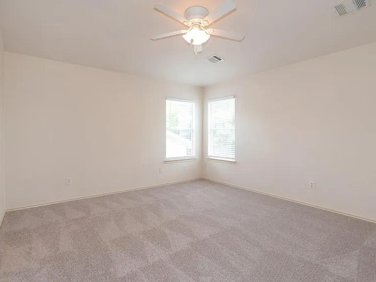 11615 James B Connolly Ln — Photo 7