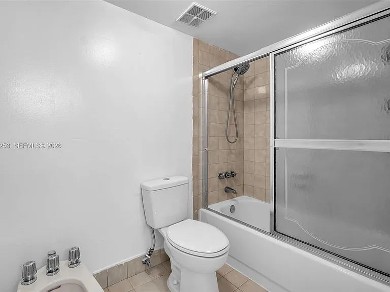 5249 NW 7th St #416 — Photo 17