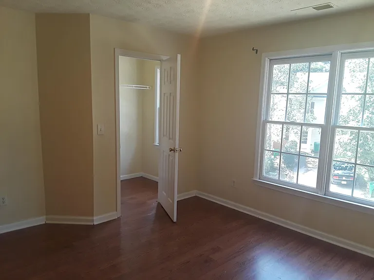 870 Glynn Oaks Dr #870 — Photo 5