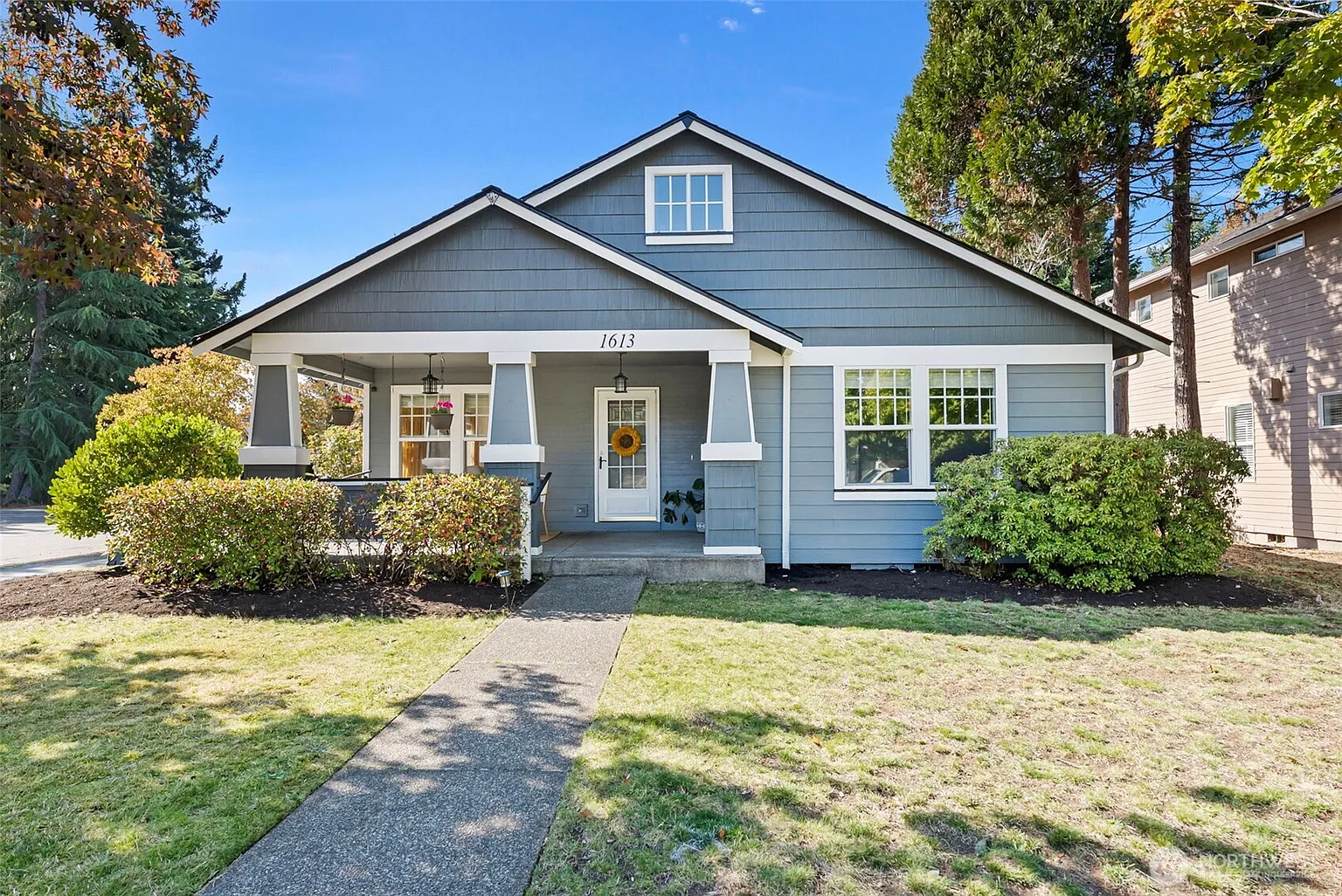 1613 Palisade Boulevard photo 1