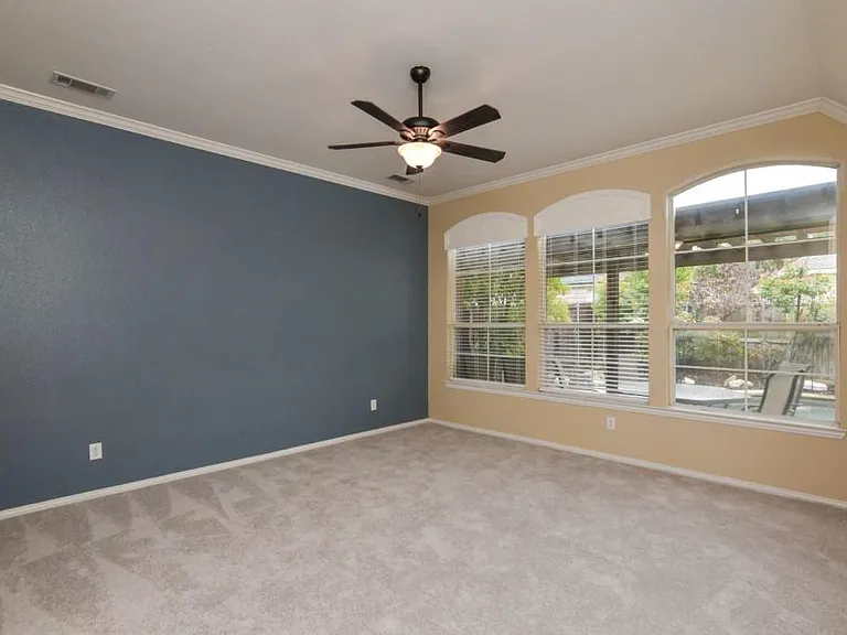 2471 Loch Haven Ct — Photo 18