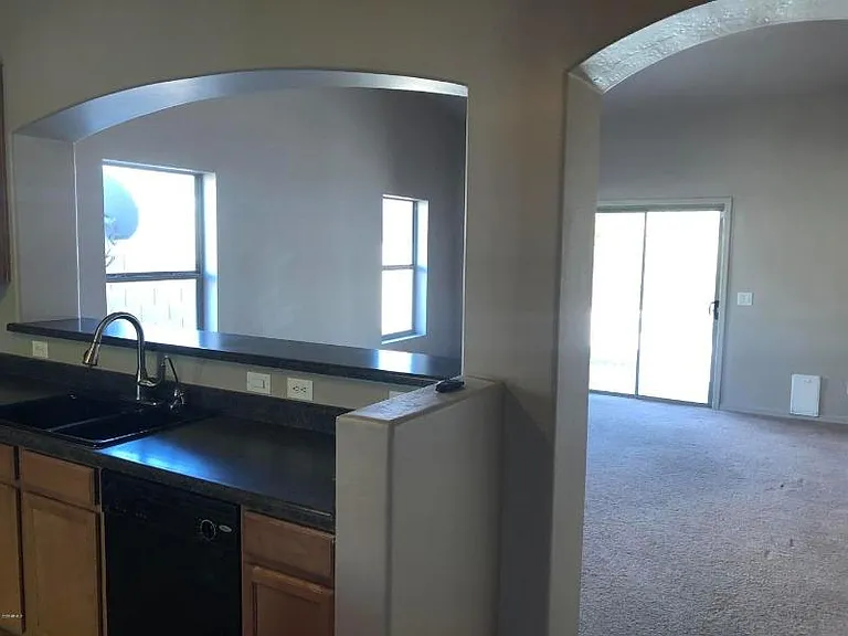 743 E Wolf Hollow Dr — Photo 6