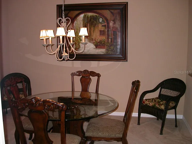 10313 Hebblewhite Ct — Photo 7