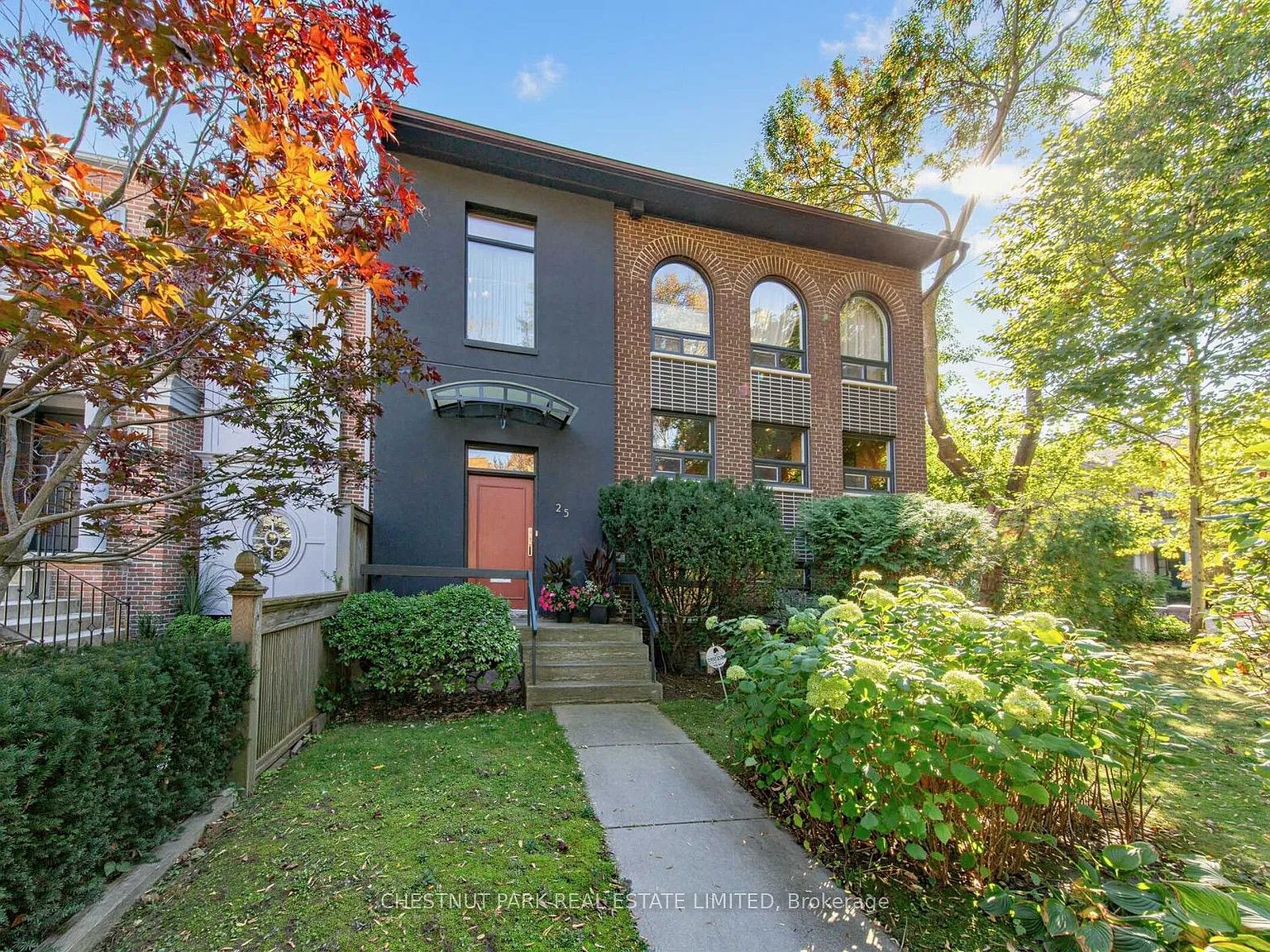 4 bed, $6,950 — Photo 1