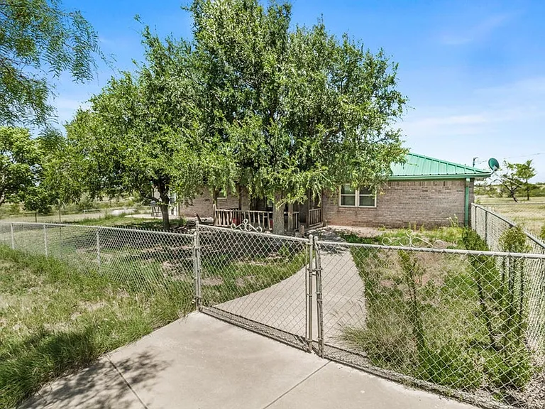10401 Arlie Rd — Photo 20