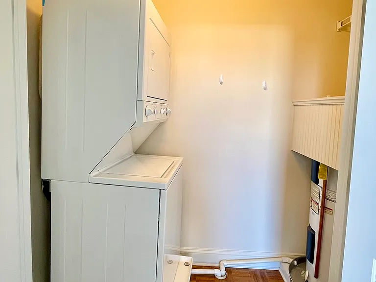Laundry & Storage