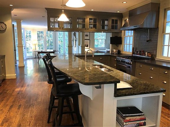 3rd image of 2350 Woodward Way NW Lot 5