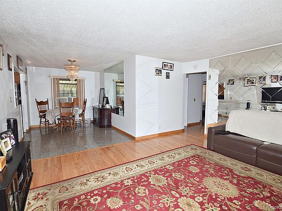 5th image of 792 Bauer Street