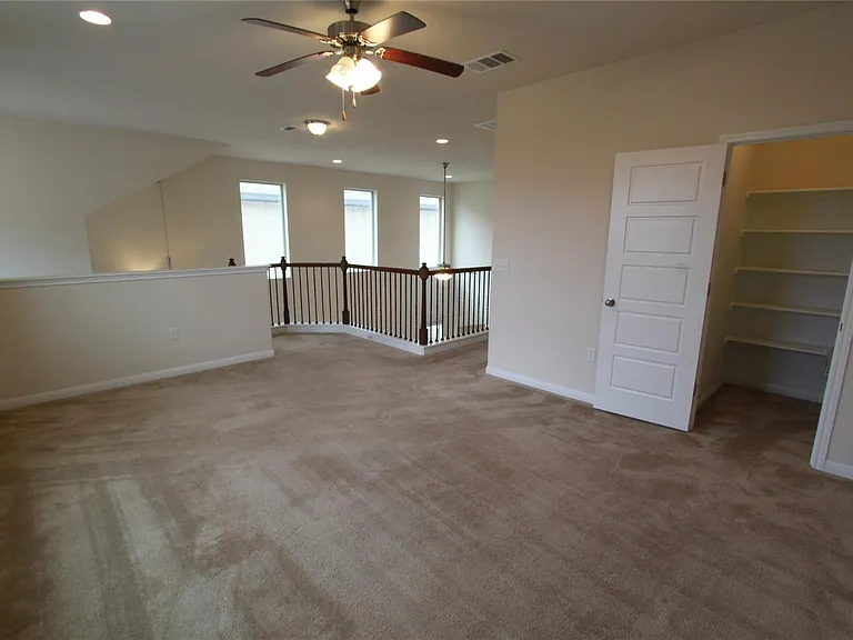 9304 Lost Bridge Ln — Photo 23