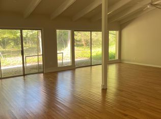 2035 Huntingdon Rd, Huntingdon Valley, PA 19006