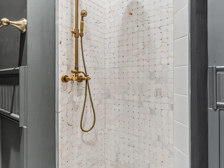 The Fairmount — Photo 12