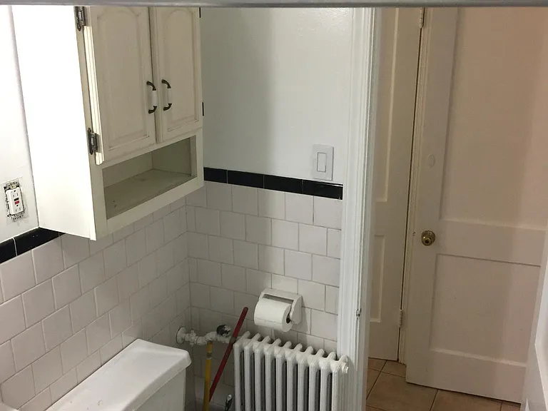 810 Jackson Ave #B — Photo 17