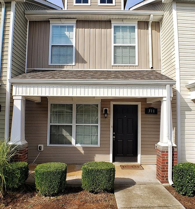 1st image of 311 Sam Houston Cir