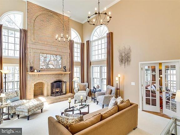 3rd image of 3408 Blakesley Hall Ct