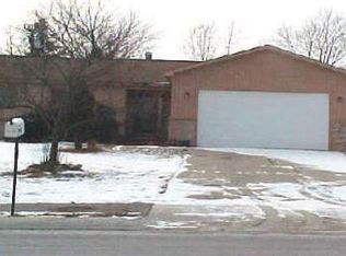 3788 Joslyn Rd N, Lake Orion, MI 48359