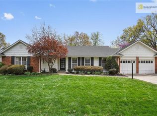 6823 W 100th Ter, Overland Park, KS 66212