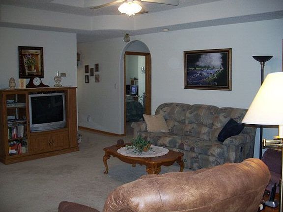 2nd image of 2015 Palmer Dr