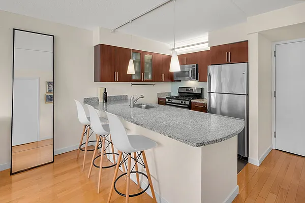 Rented by Compass | media 2