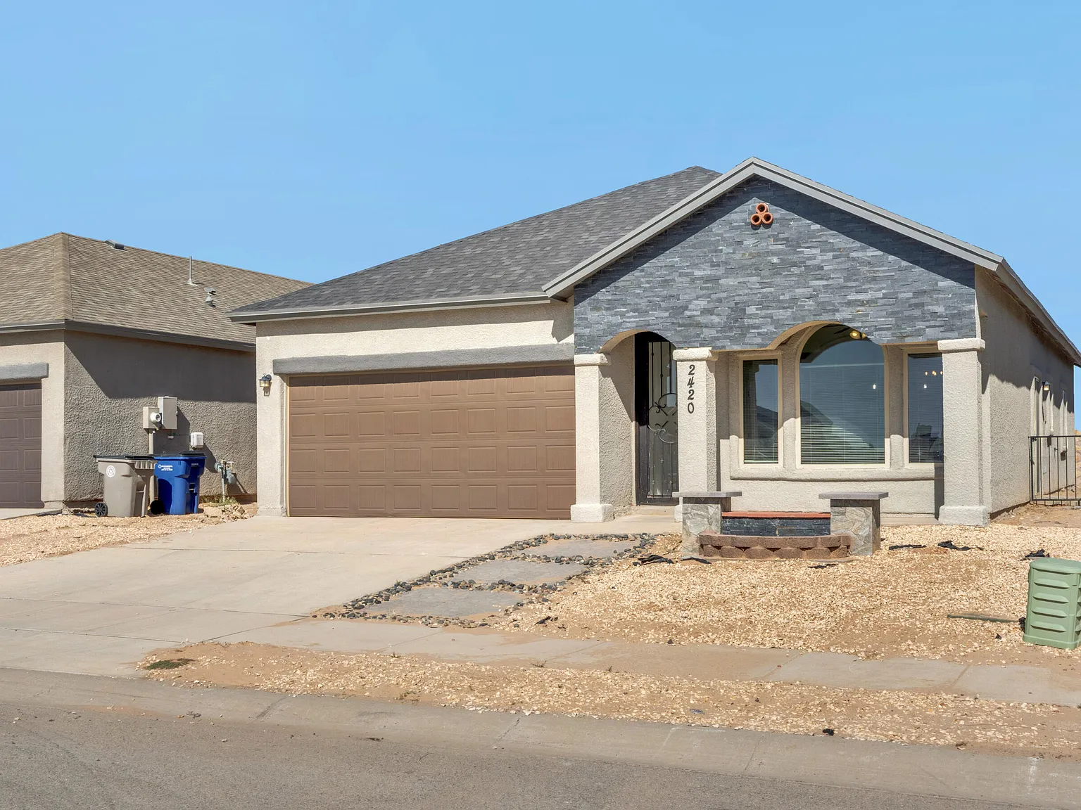 4 bed, 2.0 bath, 1526 sqft, $1,850 — Photo 3