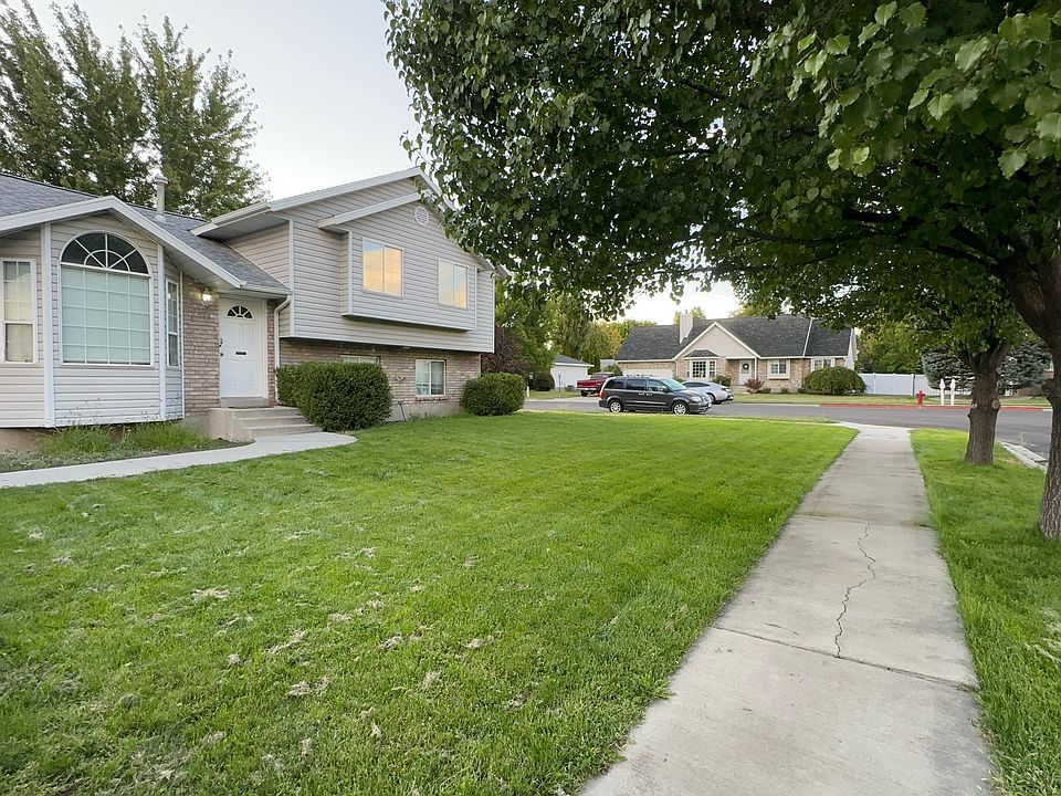 1st image of 1215 N 250 W