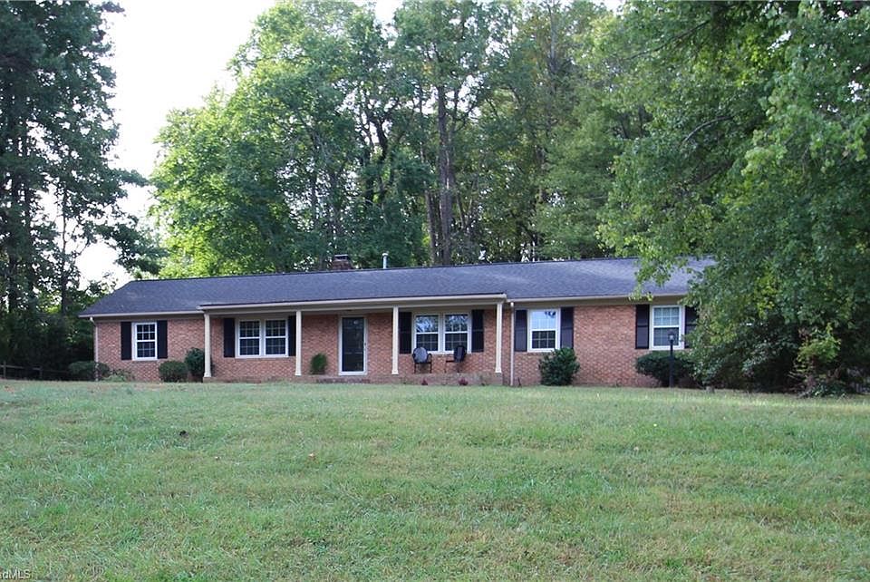 1st image of 4508 Bromley Dr