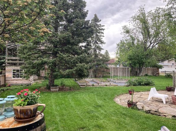 5316 W 3rd St E, Claresholm, AB T0L 0T0