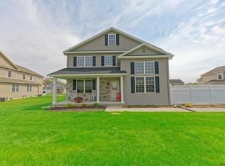 46 Cypress St, Ballston Lake, NY 12019