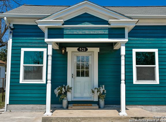 3rd image of 521 Hicks Ave