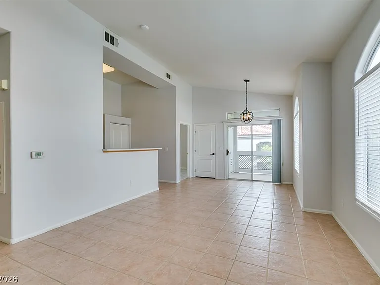 700 Carnegie St #421 — Photo 12