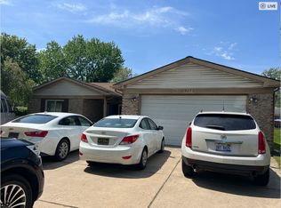 8273 Fenton St, Dearborn Heights, MI 48127