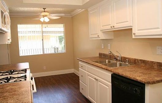 2nd image of 861 Glencliff St APT 36