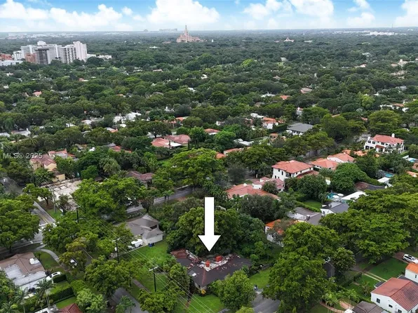 1700 Segovia St, Coral Gables, FL 33134
