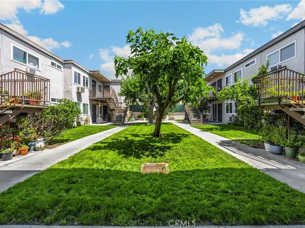 7135 Coldwater Canyon Ave APT 14, North Hollywood, CA 91605