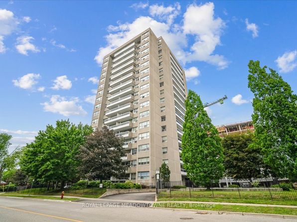 2263 Marine Dr #1601, Oakville, ON L6L 5K1