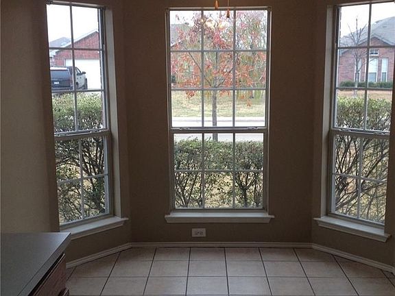 2nd image of 805 Rowdy Dr