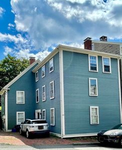 202 Washington St APT 1, Marblehead, MA, 01945