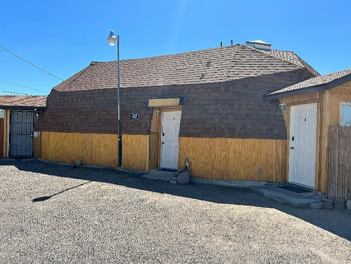 335 Tin St #A — Photo 8