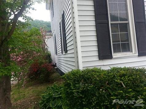 3rd image of 517 W Kentucky Ave