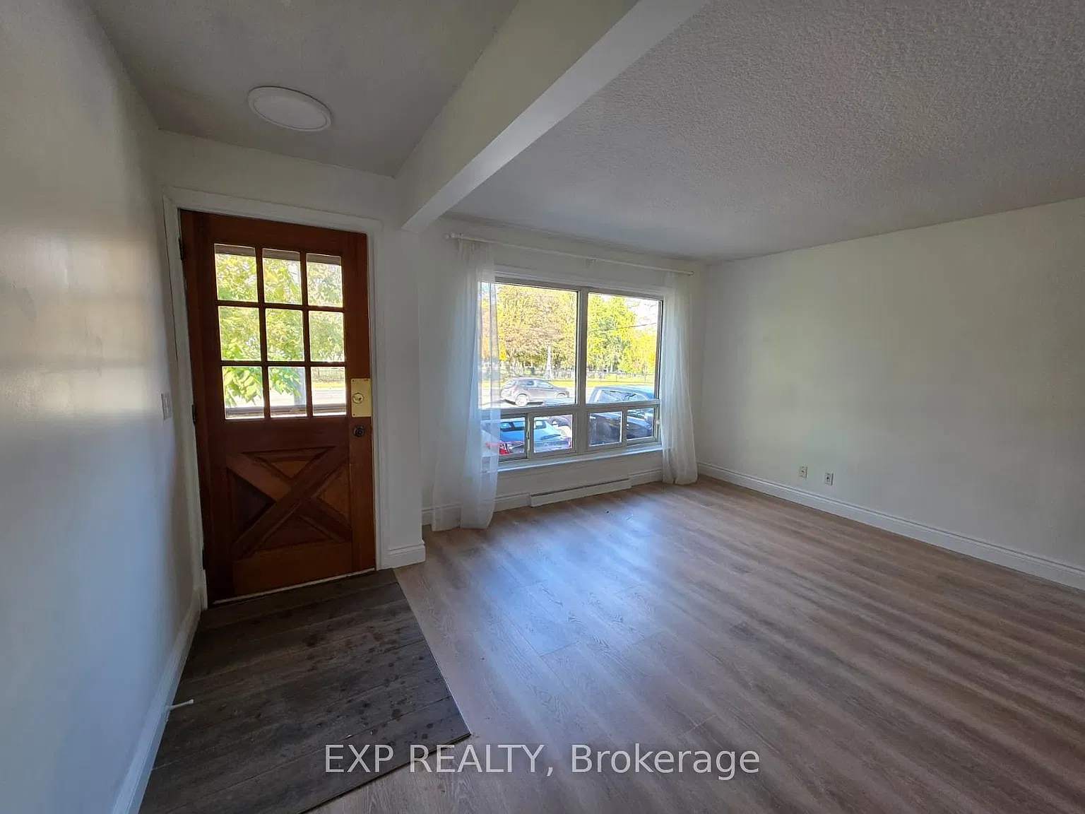 2 bed, $2,095 — Photo 2