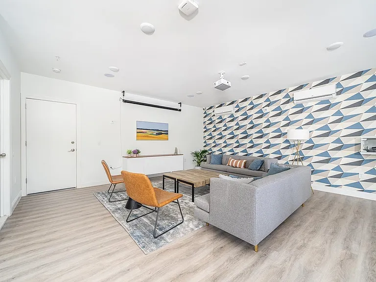 211 Baldwin Ave #507 — Photo 16